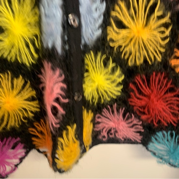 VTG Joseph A Appliqué Design Black Floral Cardigan Top Viscose Mohair Blend M - Picture 4 of 11